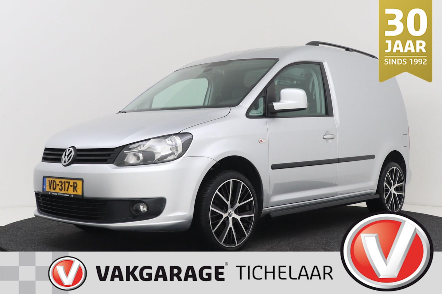 Volkswagen Caddy - 1.6 TDI | Automaat | Navigatie | Cruise Control | Trekhaak - AutoWereld.nl