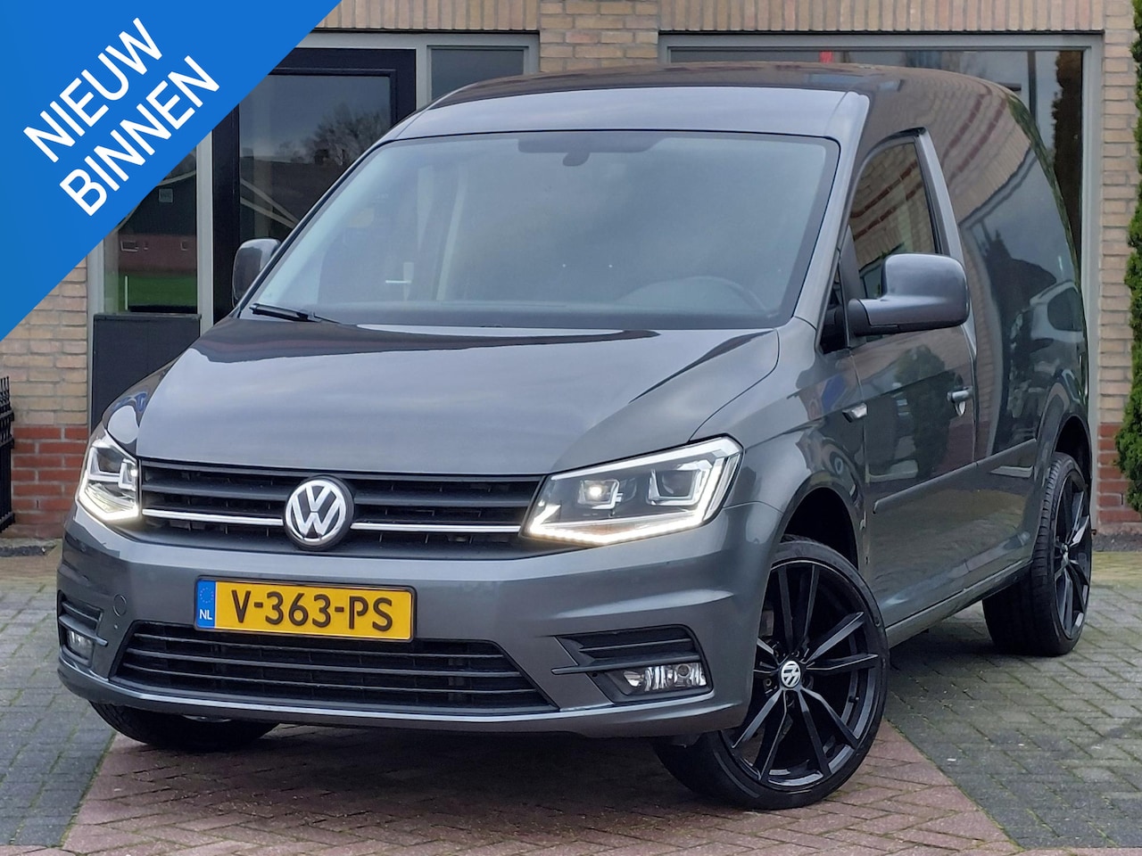Volkswagen Caddy - 2.0 TDI L1H1 | LED | Gereviseerde motor! | Trekhaak | NAP - AutoWereld.nl