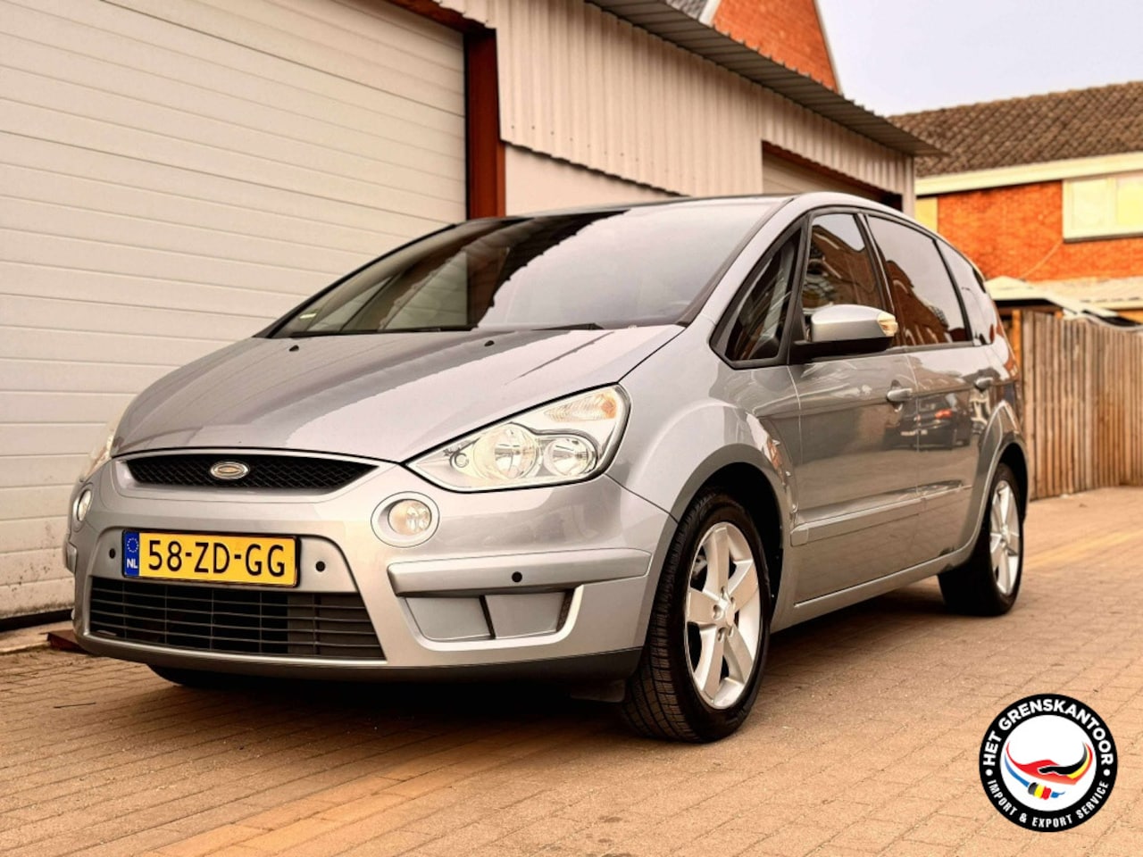 Ford S-Max - 2.0-16V 2.0-16V | Nieuwe APK - AutoWereld.nl