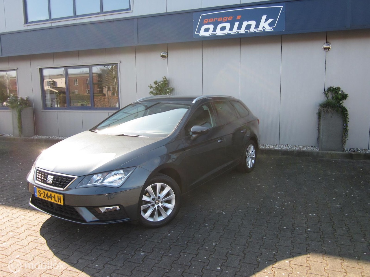 SEAT Leon ST - 1.0 TSI Style Ultimate Edition 1.0 TSI Style Ultimate Edition - AutoWereld.nl