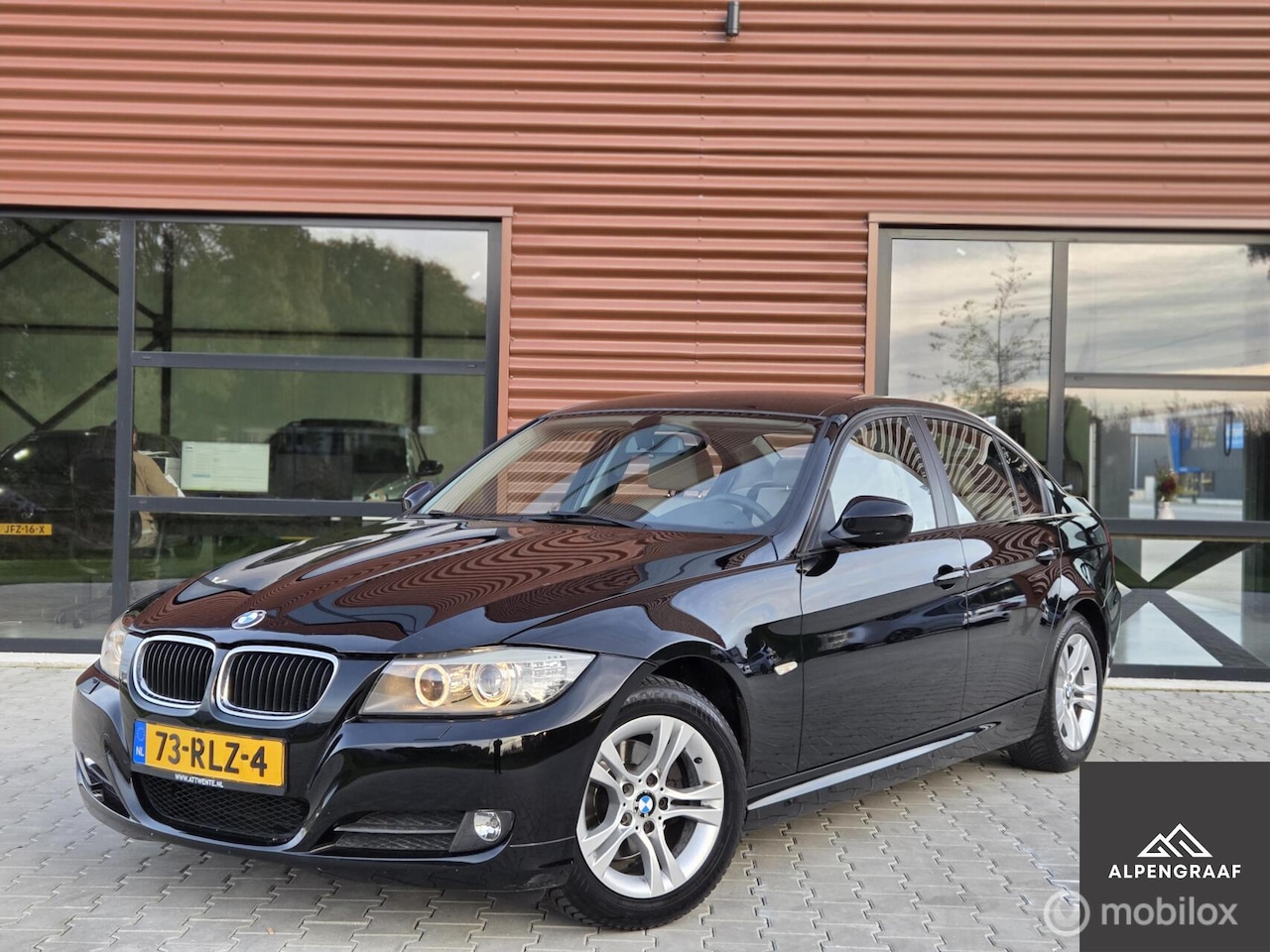 BMW 3-serie - 318i Facelift NL auto 2e eigenaar|Leder|Navi|Xenon| - AutoWereld.nl