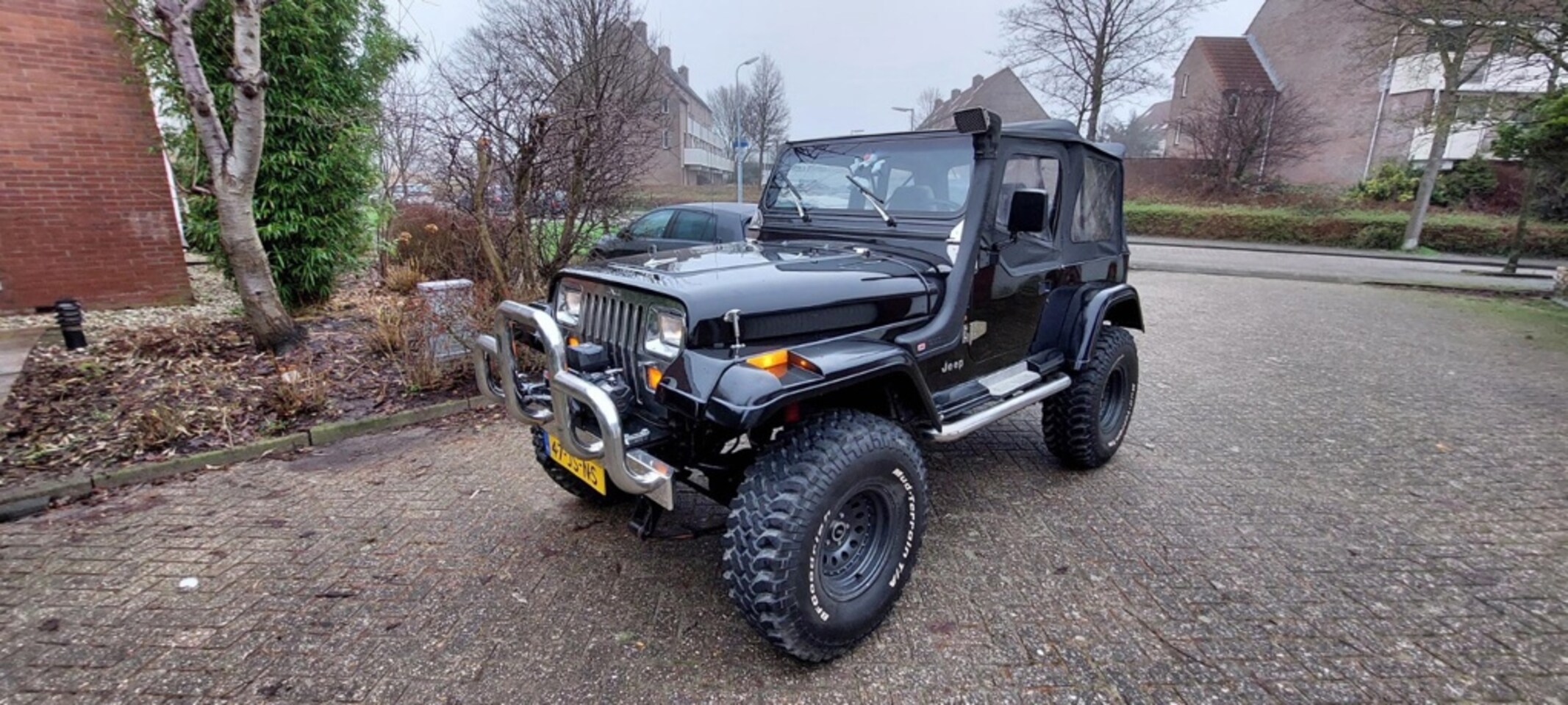 Jeep Wrangler - 4.0i zwart 1993 - AutoWereld.nl