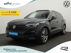 Volkswagen Touareg - R 3.0 TSi 462 pk tiptronic eHybrid 4MOTION | Panoramadak | Trekhaak | Puglia leder | Geheu