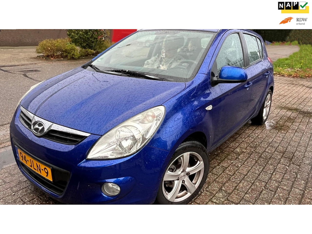 Hyundai i20 - 1.4i DynamicVersion 5 Deurs Airco - AutoWereld.nl