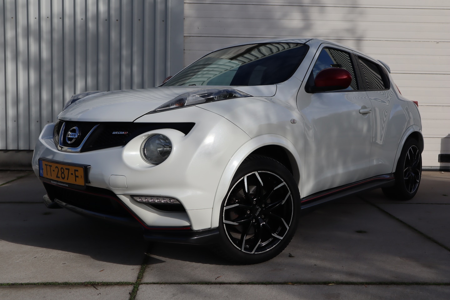 Nissan Juke - 1.6 Turbo NISMO All-Mode 200PK  4*4 Camera/Navi /Vol - AutoWereld.nl