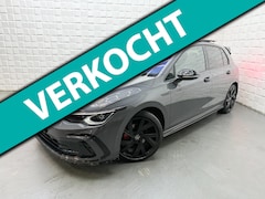 Volkswagen Golf - 1.5 eTSI 2x R Line VIRTUAL PANO SFEER ACC IQ