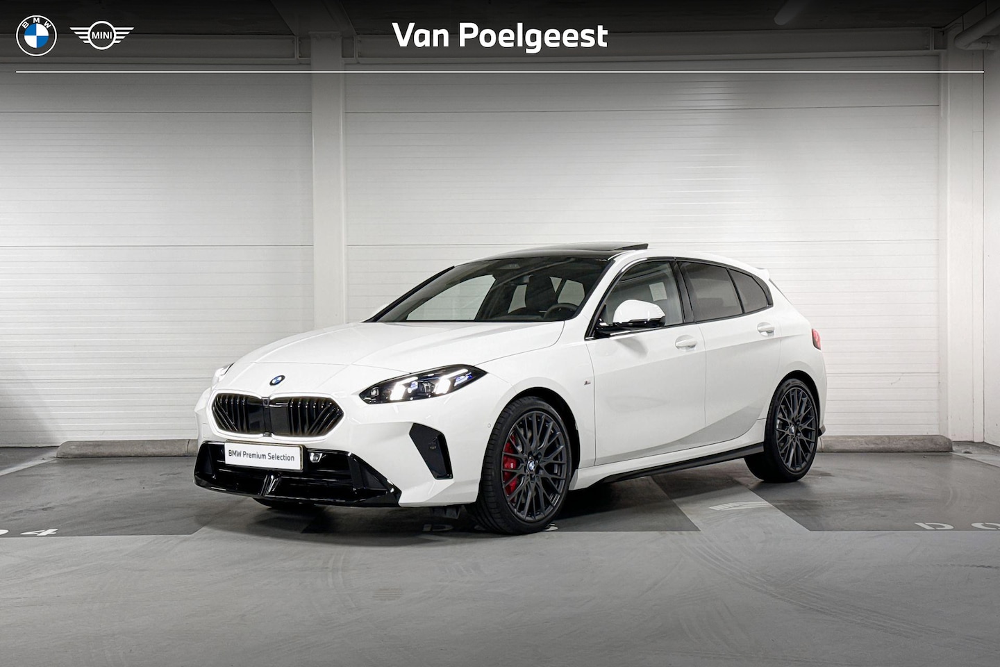 BMW 1-serie - 120 | M-Sport Pro | Innovation Pack | Driving Assistant | Harman/Kardon | Panoramadak | Co - AutoWereld.nl