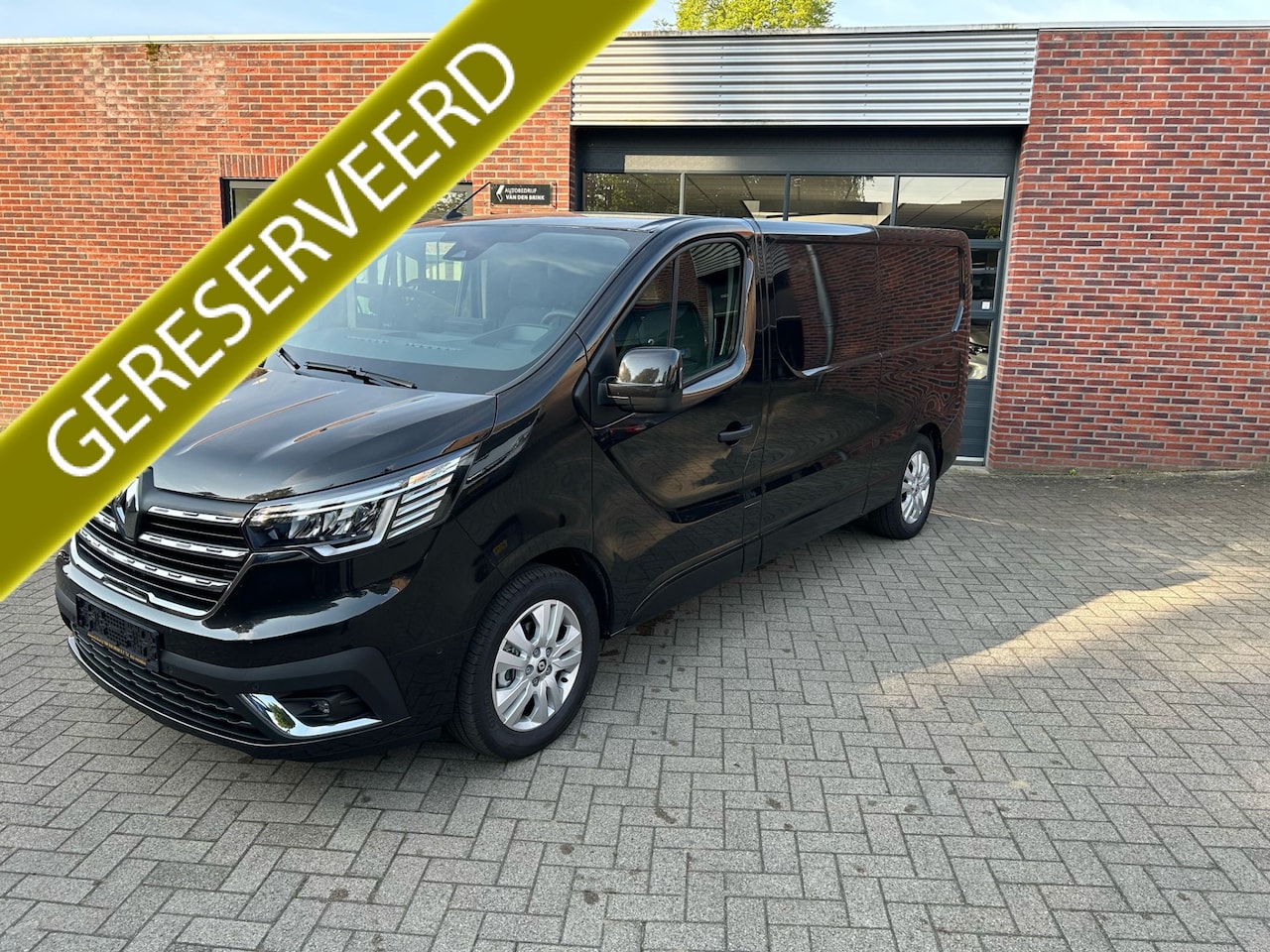 Renault Trafic E-Tech - T29 L2H1 Advance 52 kWh - AutoWereld.nl
