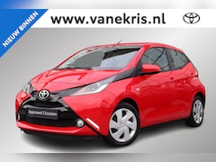 Toyota Aygo - 1.0 VVT-i x-nav, Achteruitrijcamera, Bluetooth, Airco, Stuurwiel bediening