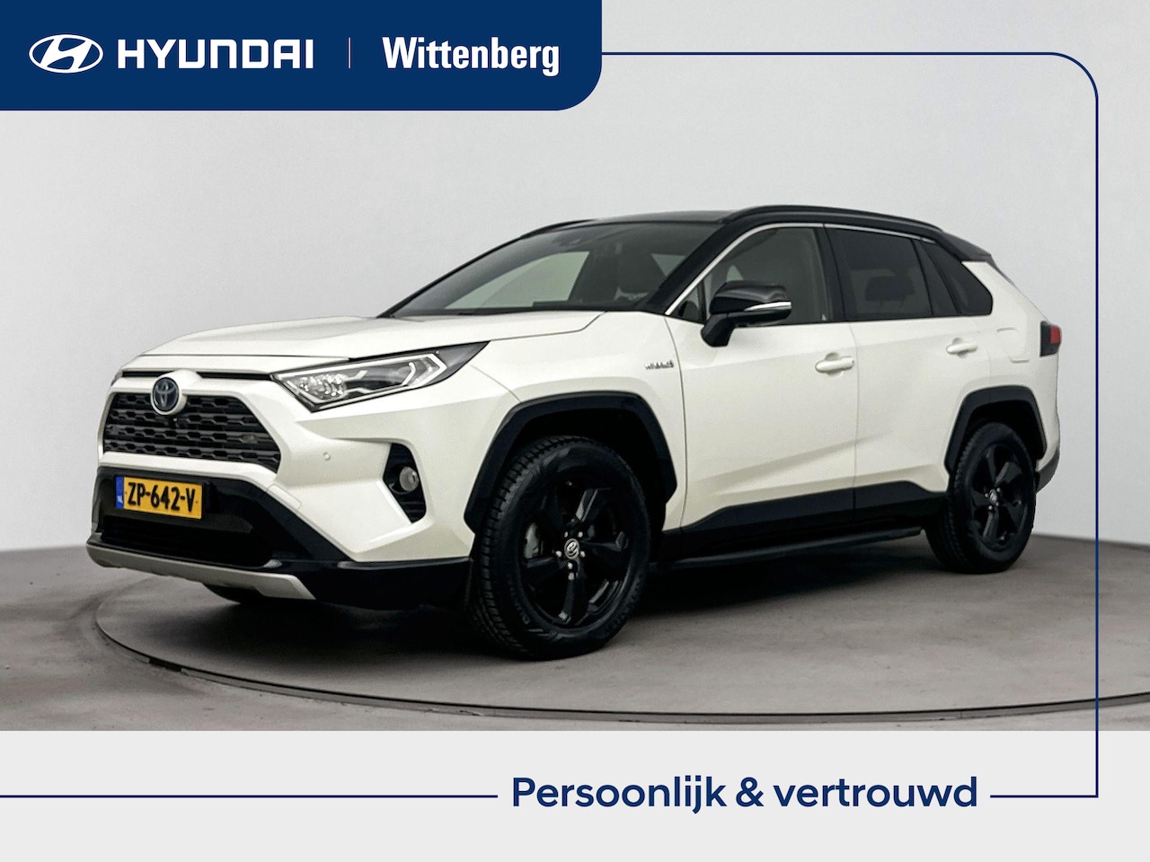 Toyota RAV4 - 2.5 Hybrid AWD Bi-Tone | Trekhaak | 1650 KG trekgewicht! | Schuif/kanteldak | elektrisch v - AutoWereld.nl