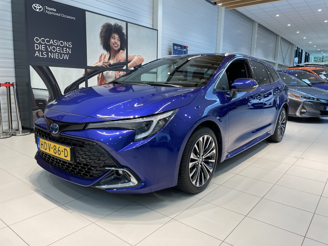 Toyota Corolla Touring Sports - Hybrid 140 Dynamic | Apple Carplay | Safety Sense | Achteruitrijcamera | - AutoWereld.nl