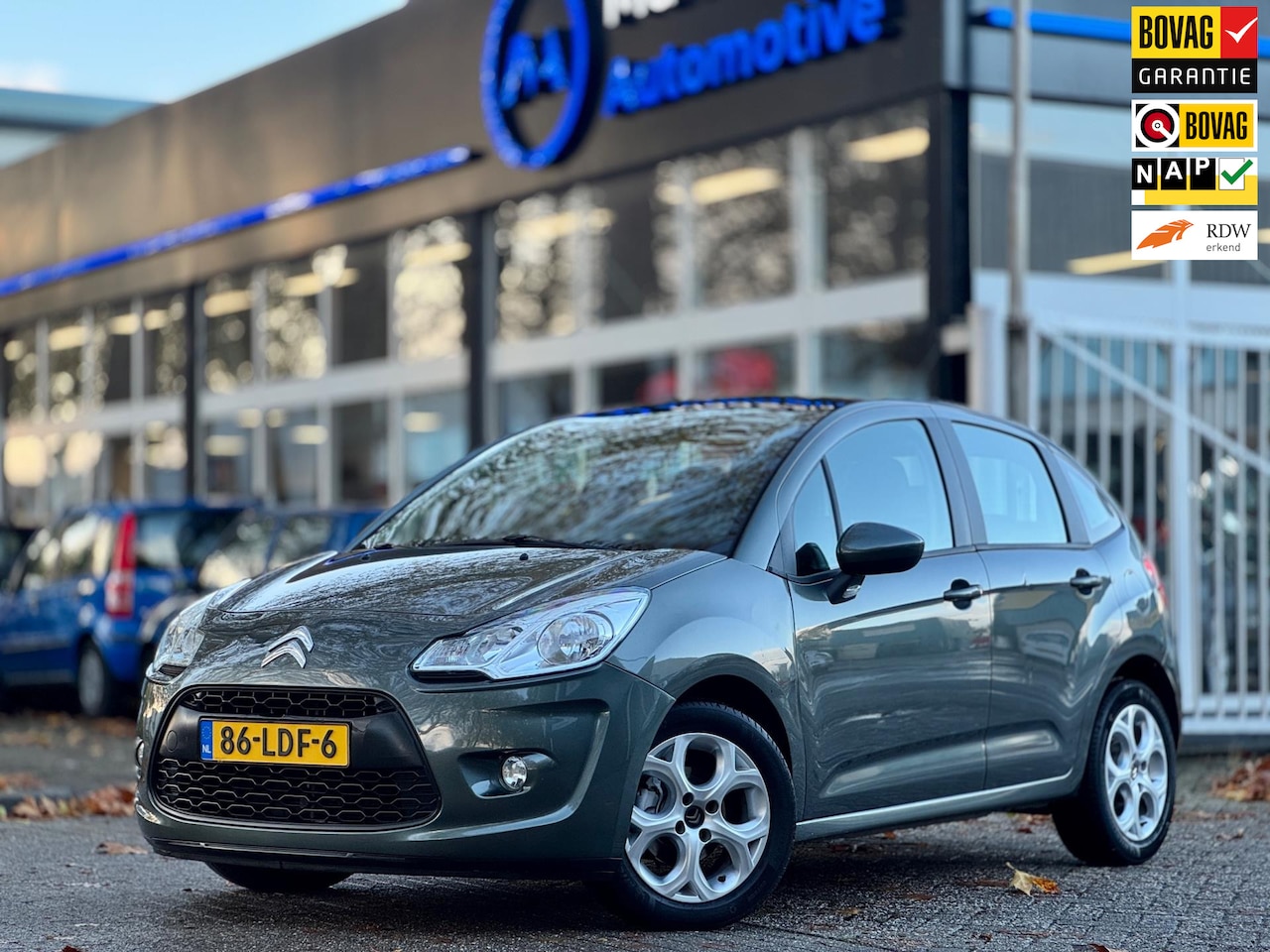 Citroën C3 - 1.4 Pano Cruise Airco Volledig dealeronderhouden Nieuwe APK Boekjes A-merk banden+LM velge - AutoWereld.nl