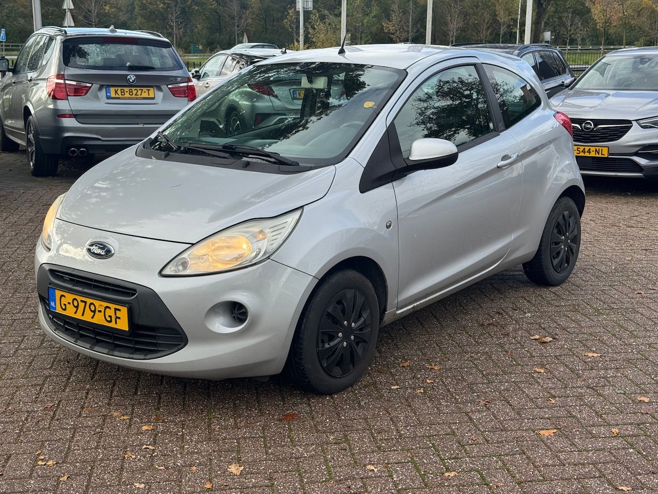 Ford Ka - 1.2 Trend 69PK! Airco l Elek ramen l Elek spiegels l AUX l Radio! Topstaat l Goed onderhou - AutoWereld.nl