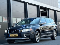 Volvo XC70 - Xc-70 2.4 D5 Leer Navi Xenon
