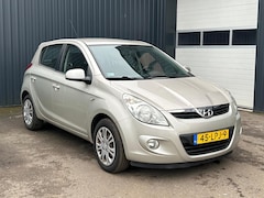 Hyundai i20 - 1.4i DynamicVersion
