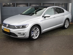 Volkswagen Passat - 1.4 TSI GTE Highline Panoramadak, Adaptive Cruise, Climatecontrol, Camera