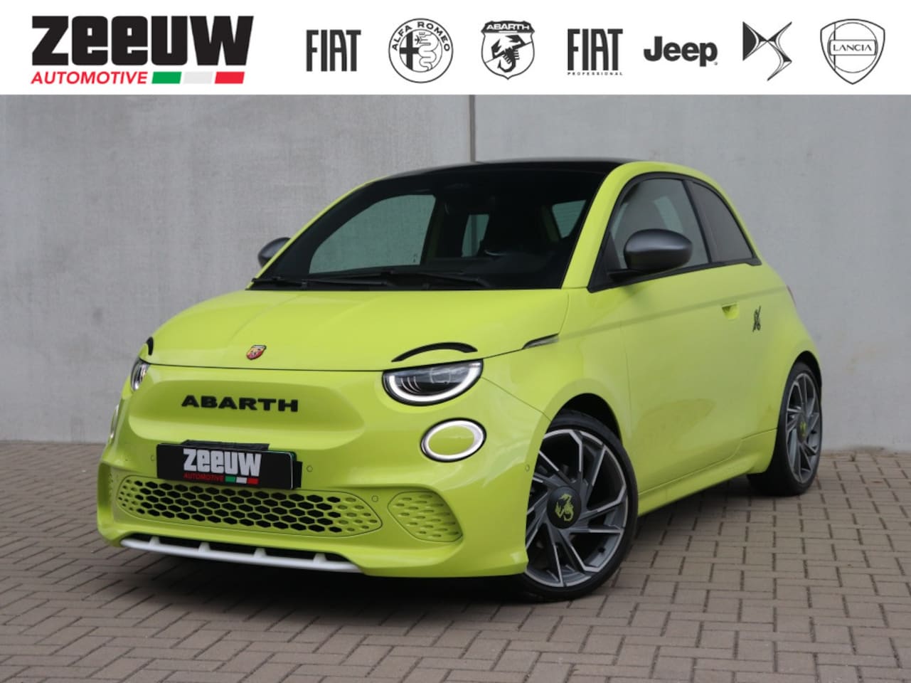 Abarth 500 - Van €45.000 voor €34.900! Scorpionissima 155 PK | Navi | Alcanta - AutoWereld.nl