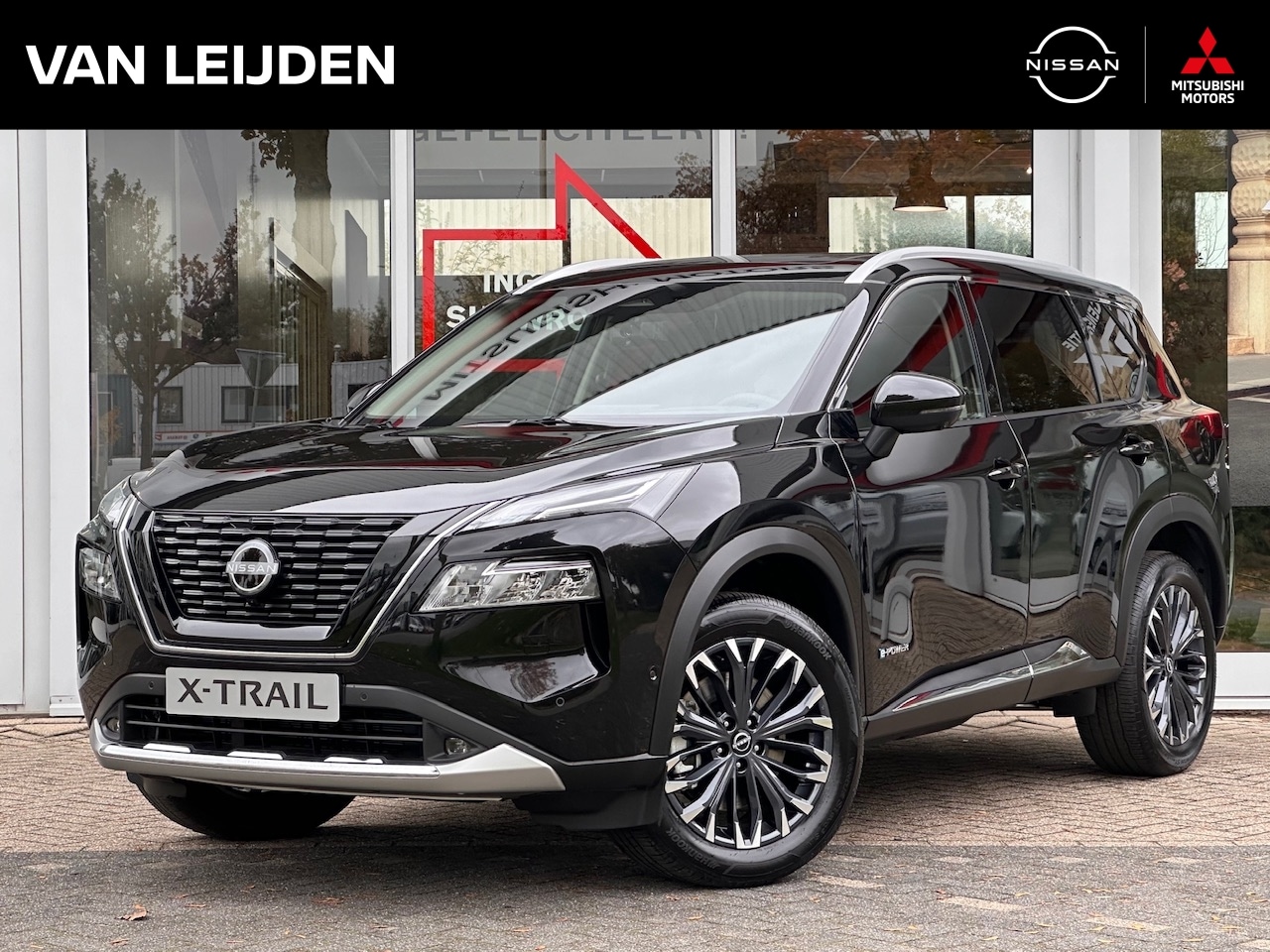 Nissan X-Trail - E-Force 4WD Tekna 7-Persoons | Trekgewicht 1.650kg | Panoramadak | 360-camera | Navigatie - AutoWereld.nl