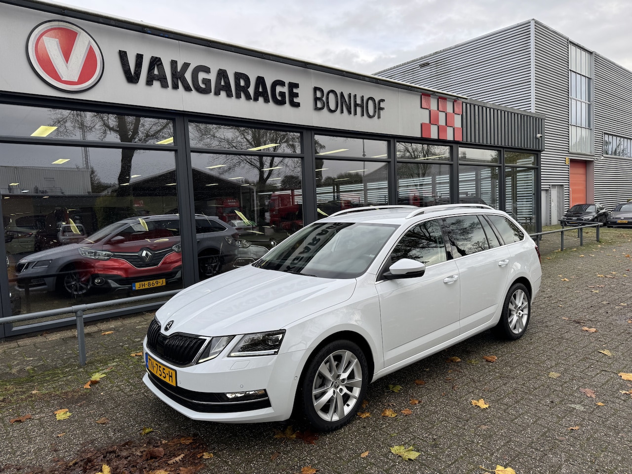 Skoda Octavia Combi - 1.0 TSI Greentech Style Business AUTOMAAT-TREKHAAK-STOELVER - AutoWereld.nl