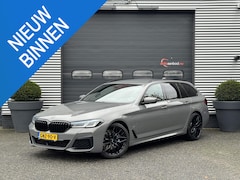 BMW 5-serie Touring - 530e M-Sport | 360* Camera | Navigatie | Head-Up Display | 20 Inch Lichtmetalen Velgen | E