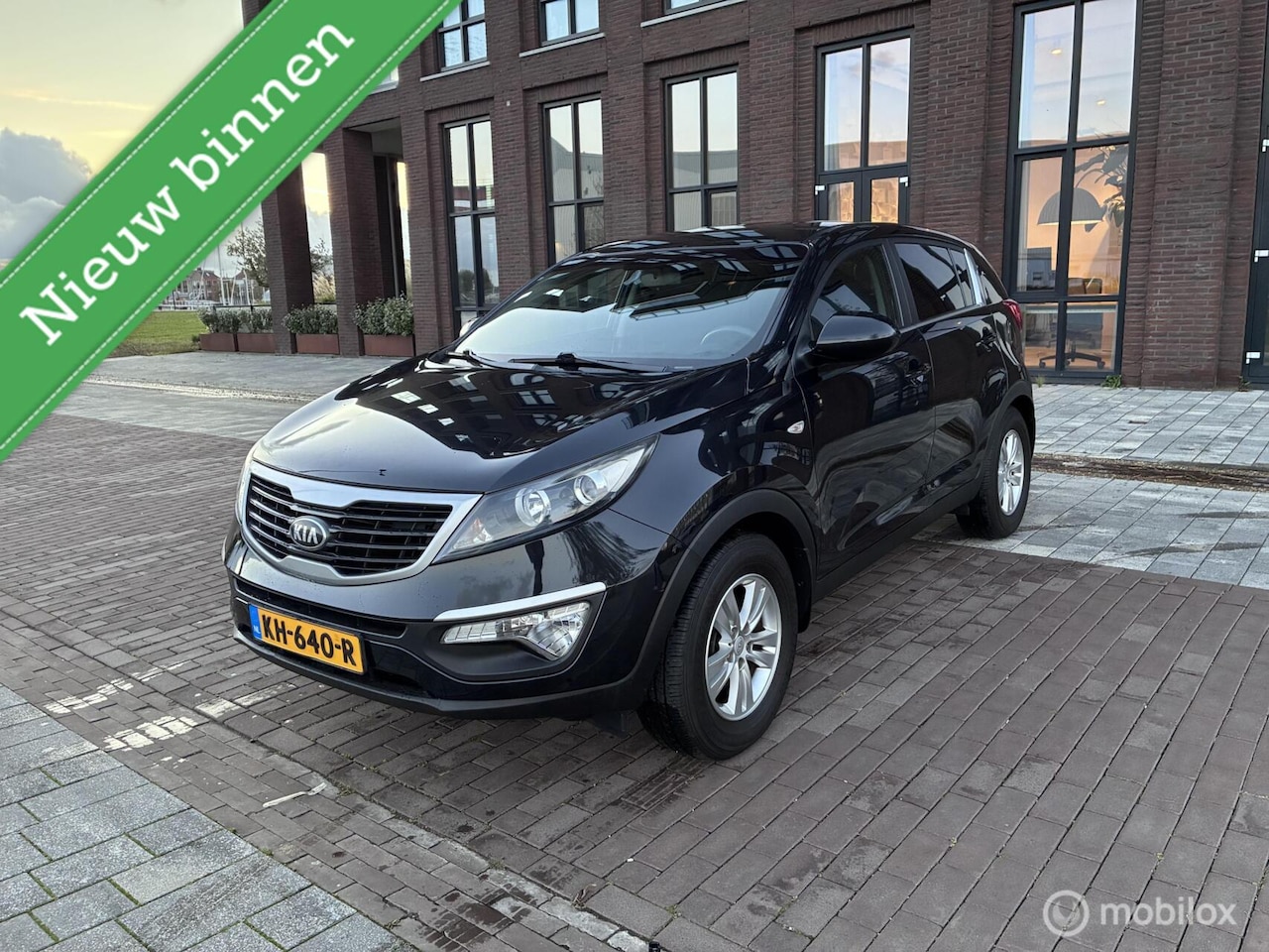 Kia Sportage - 1.6 GDI Comfort Pack Navigatie Cruise Airco - AutoWereld.nl