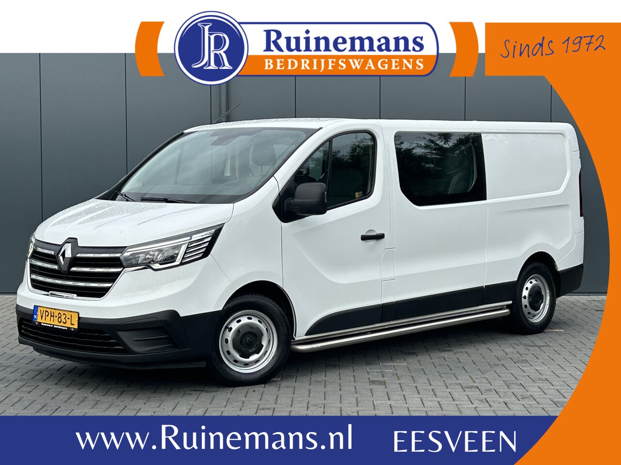 Renault Trafic - 2.0 dCi / L2H1 / DUBBEL CABINE / 6-PERSOONS DUBBELE CABINE / AIRCO / CRUISE / NAVI / BLUET - AutoWereld.nl