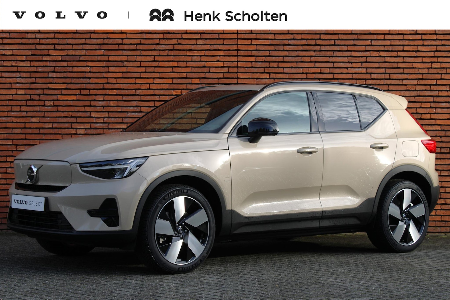 Volvo EX40 - Single Motor Extended Range Plus | Elektrisch verstelbare stoelen met memory functie | Ver - AutoWereld.nl