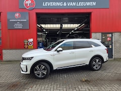 Kia Sorento - 1.6 T-GDI Hybrid 2WD ExecutiveLine Schuif-/kanteldak/ Stoel en stuurverwarming/ Rijklaarpr