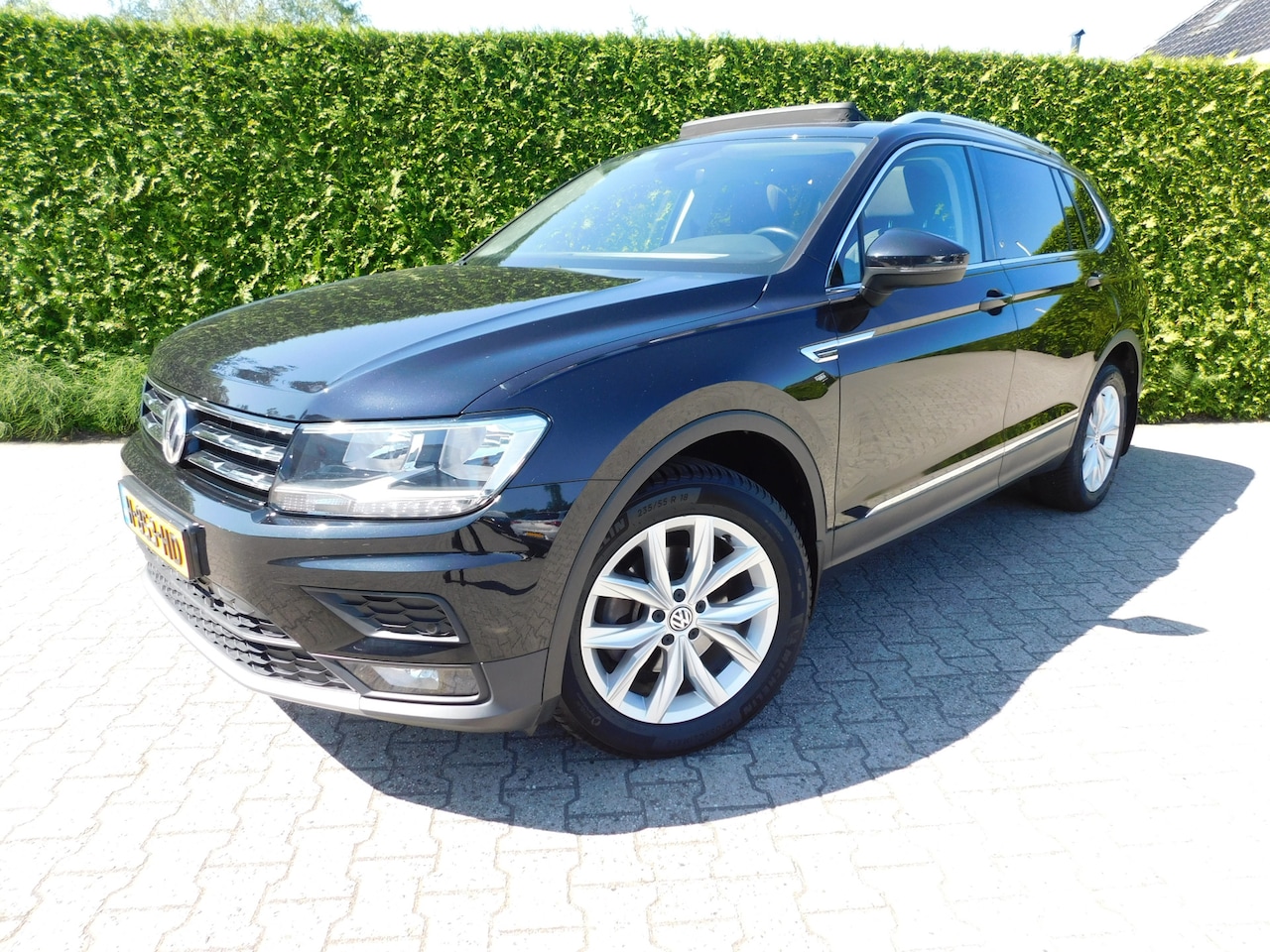 Volkswagen Tiguan Allspace - 1.4 TSI Comfortline Business 7p. 1.4 TSI Comfortline Business 7p. Pano, Trekhaak, Acc - AutoWereld.nl
