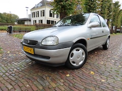 Opel Corsa - 1.4i Strada Automaat Stuurbekrachtiging Trekhaak*Apk t/m 27-10-2026