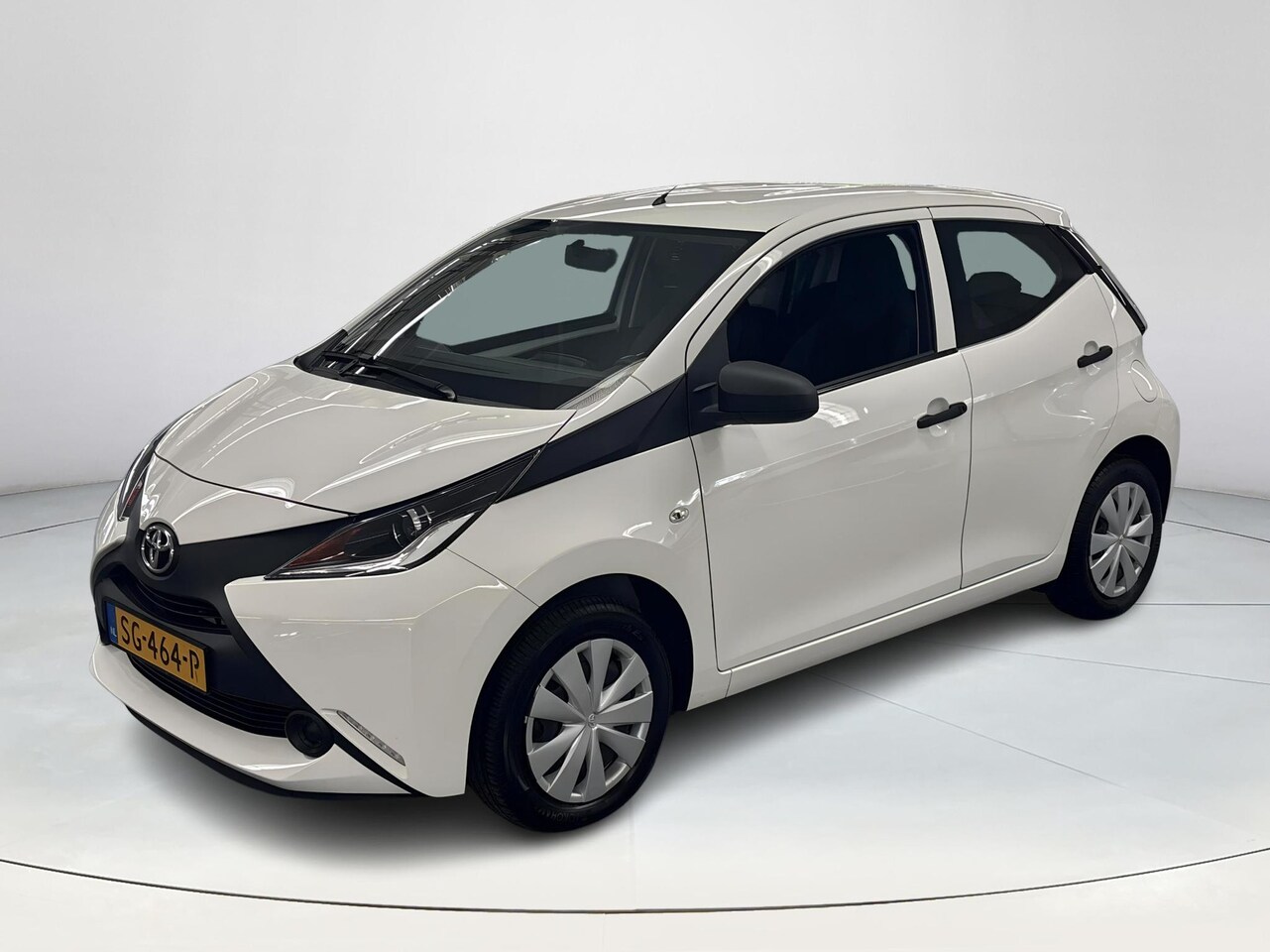 Toyota Aygo - 1.0 VVT-i x-fun 1.0 VVT-i x-fun - AutoWereld.nl