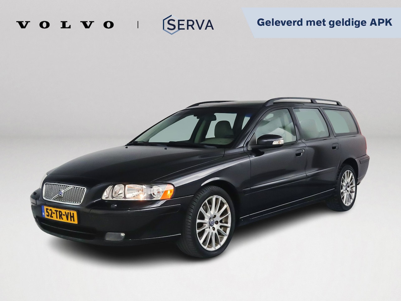 Volvo V70 - 2.5T Edition Classic Automaat | Stoelverwarming | Trekhaak - AutoWereld.nl