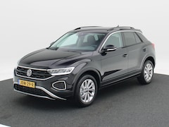 Volkswagen T-Roc - Life Edition 1.5 TSI 150 pk | Camera | Keyless | Adaptive Cruise Control | Carplay |