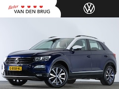 Volkswagen T-Roc - Style 1.5 TSI 150pk DSG | Navigatie | Side-Assist | Adaptieve Cruise Control | Trekhaak |