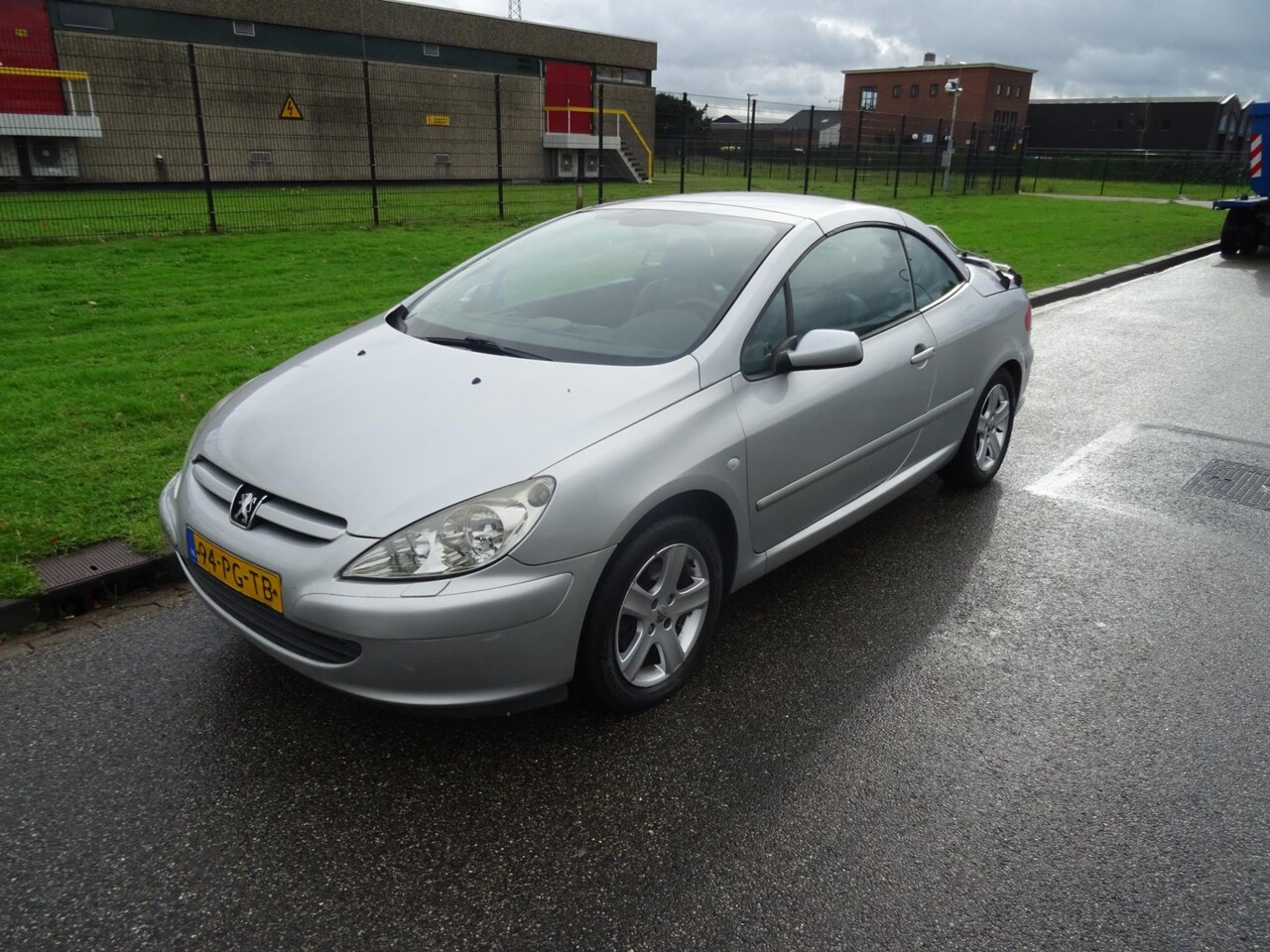 Peugeot 307 CC - 2.0-16V 2.0-16V - AutoWereld.nl