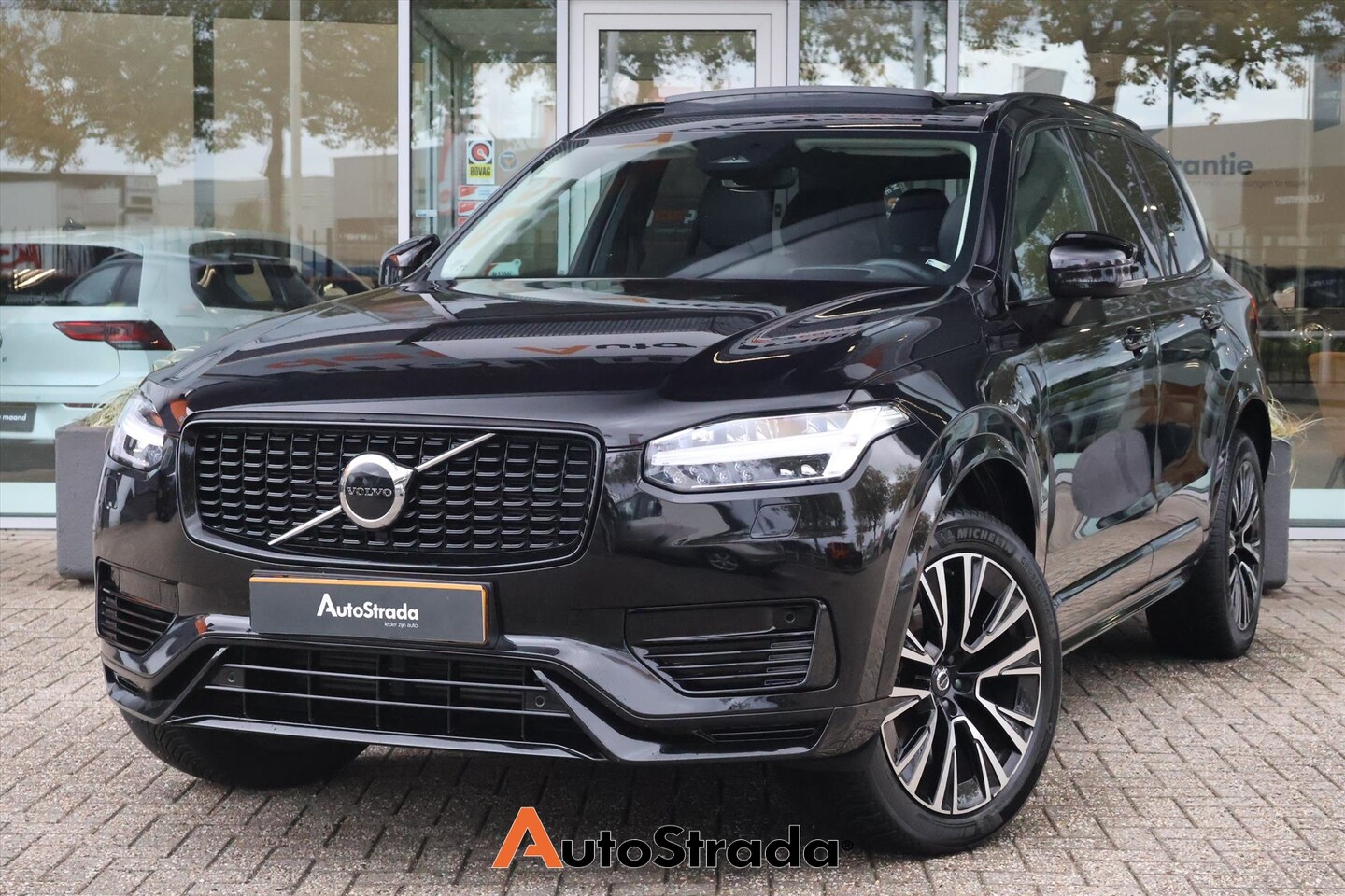 Volvo XC90 - T8 Recharge Ultimate Dark AWD I 7pers I Camera | Harman/Kardon | Pano | LED | Trekhaak | M - AutoWereld.nl