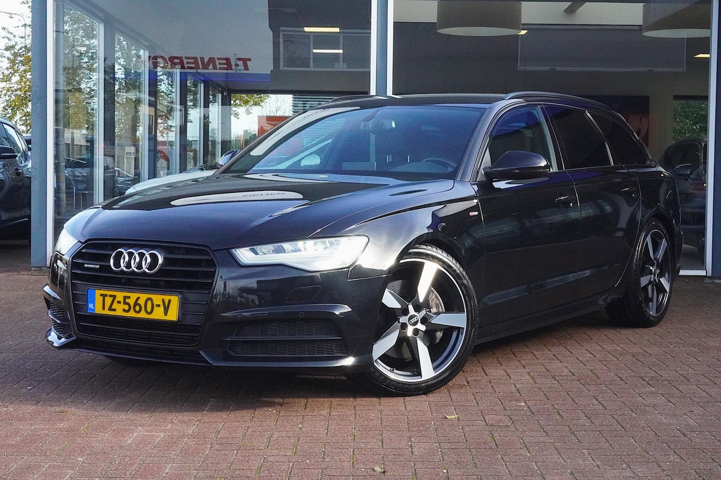 Audi A6 Avant - 3.0 TDI BiT quattro Sport Edition | Automaat | Airco | Navigatie | Elek. Pakket | 20 inch - AutoWereld.nl
