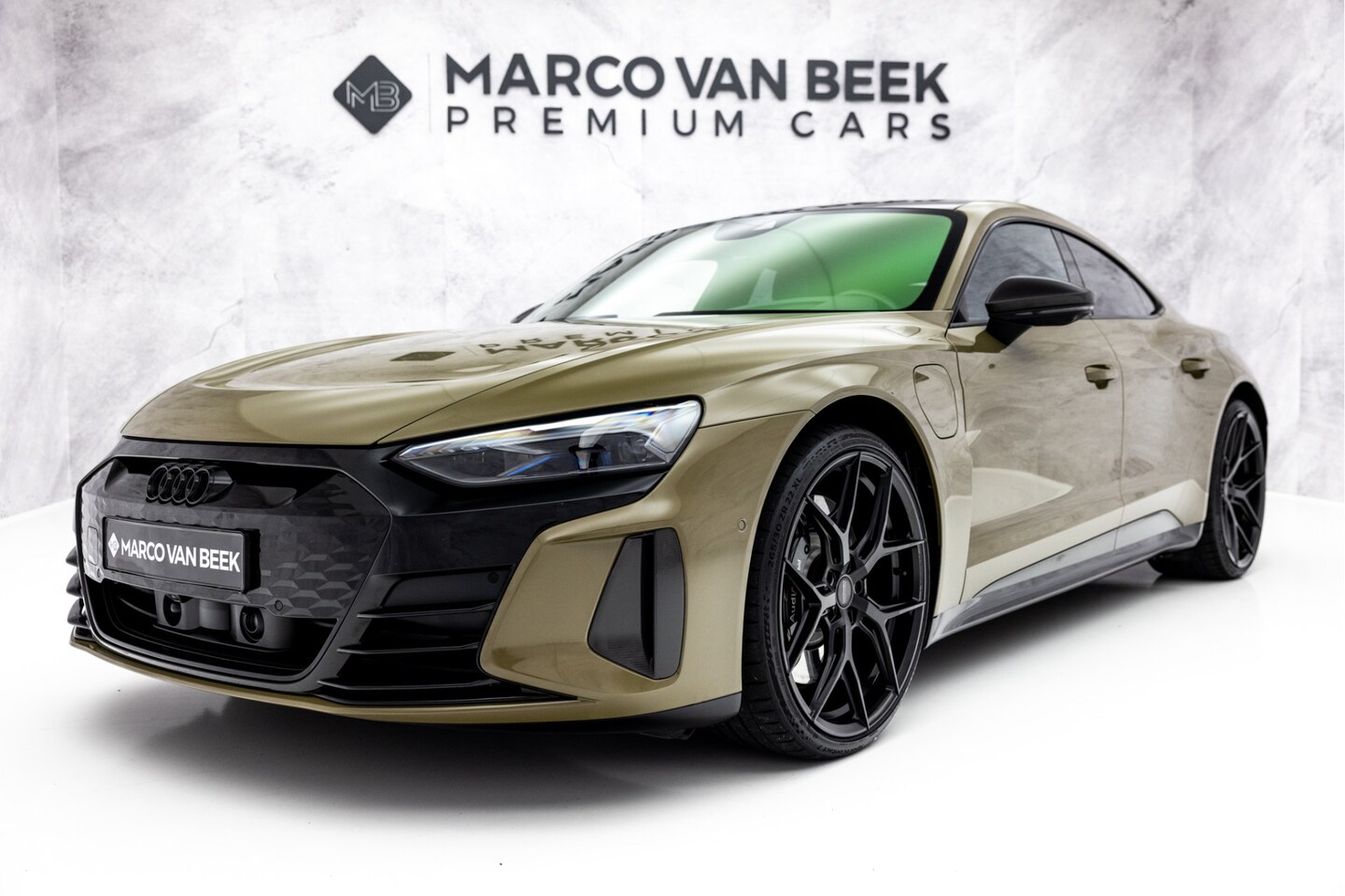 Audi e-tron GT - RS 93 kWh | Carbon | 22" Vossen | Stoelventilatie | Massage - AutoWereld.nl