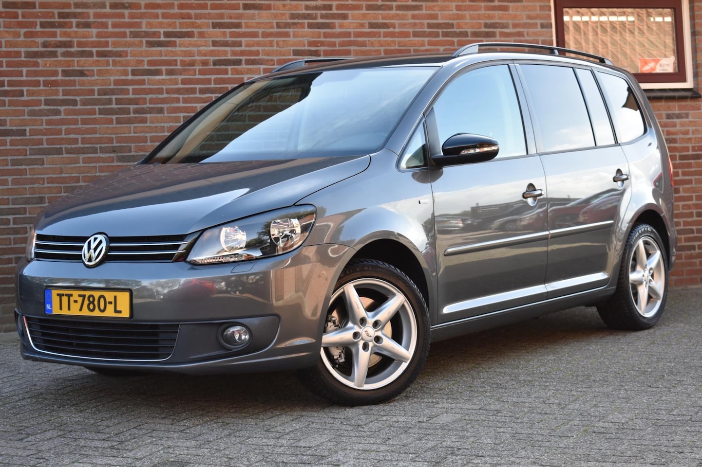 Volkswagen Touran - 1.4 TSI Highline '12 Cruise Clima Inruil mogelijk - AutoWereld.nl