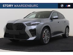 BMW X2 - sDrive20i M Sport Pro / Panoramadak / 20 inch / Trekhaak / Innovation Pack / Stoel Verwarm