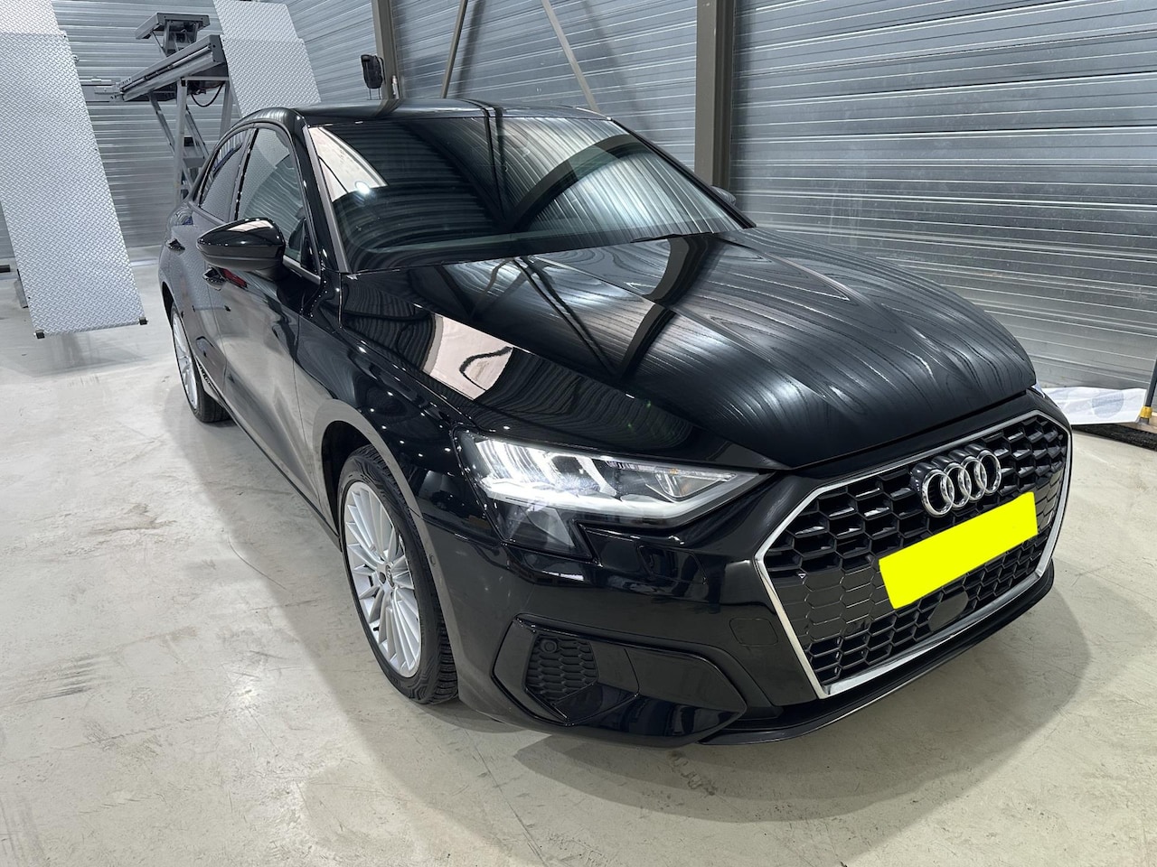 Audi A3 - 1.5 35 TFSI S-LINE LEDER/NAV/CAM/ASSIST/LED-MATRIX - AutoWereld.nl