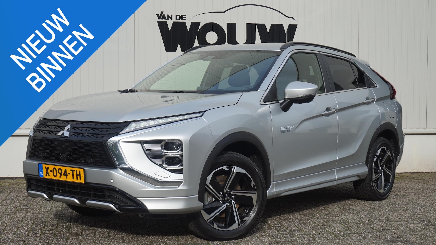 Mitsubishi Eclipse Cross - 2.4 PHEV Executive Navigatie | PDC V+A | Elektr. Stoelverstelling | Stoelverwarming - AutoWereld.nl