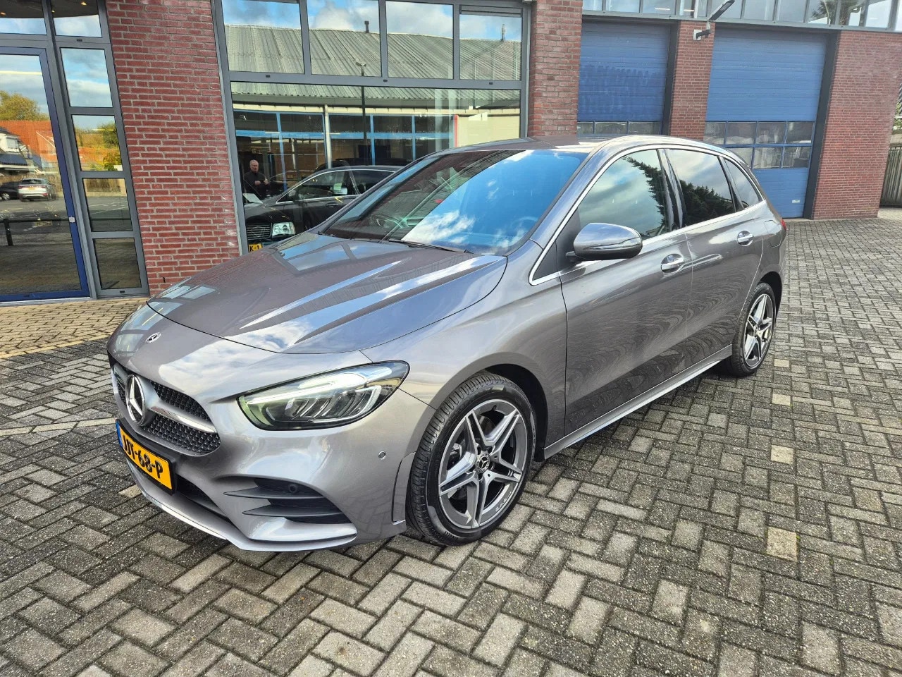 Mercedes-Benz B-klasse - 250 E. Star Edition .AMG line Automaat.Hybrid/Benzine - AutoWereld.nl