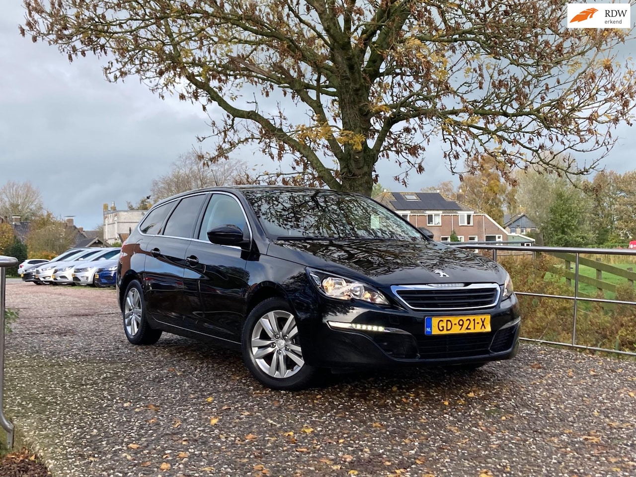 Peugeot 308 SW - 1.6 BlueHDI Blue Lease Pack | Cruise + Clima + Navi nu € 6.975,-!!! - AutoWereld.nl