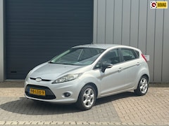 Ford Fiesta - 1.4 Ghia|NETTE AUTO|ELEKT. RAMEN|AIRCO|