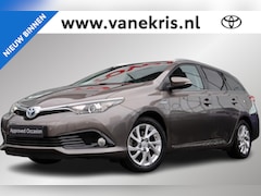 Toyota Auris Touring Sports - 1.8 Hybrid Dynamic Go Trekhaak, Parkeersensoren , Safety Sense, DAB