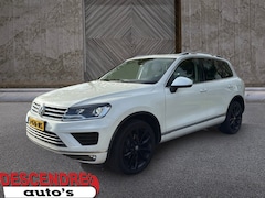Volkswagen Touareg - 3.0 TDI Highline