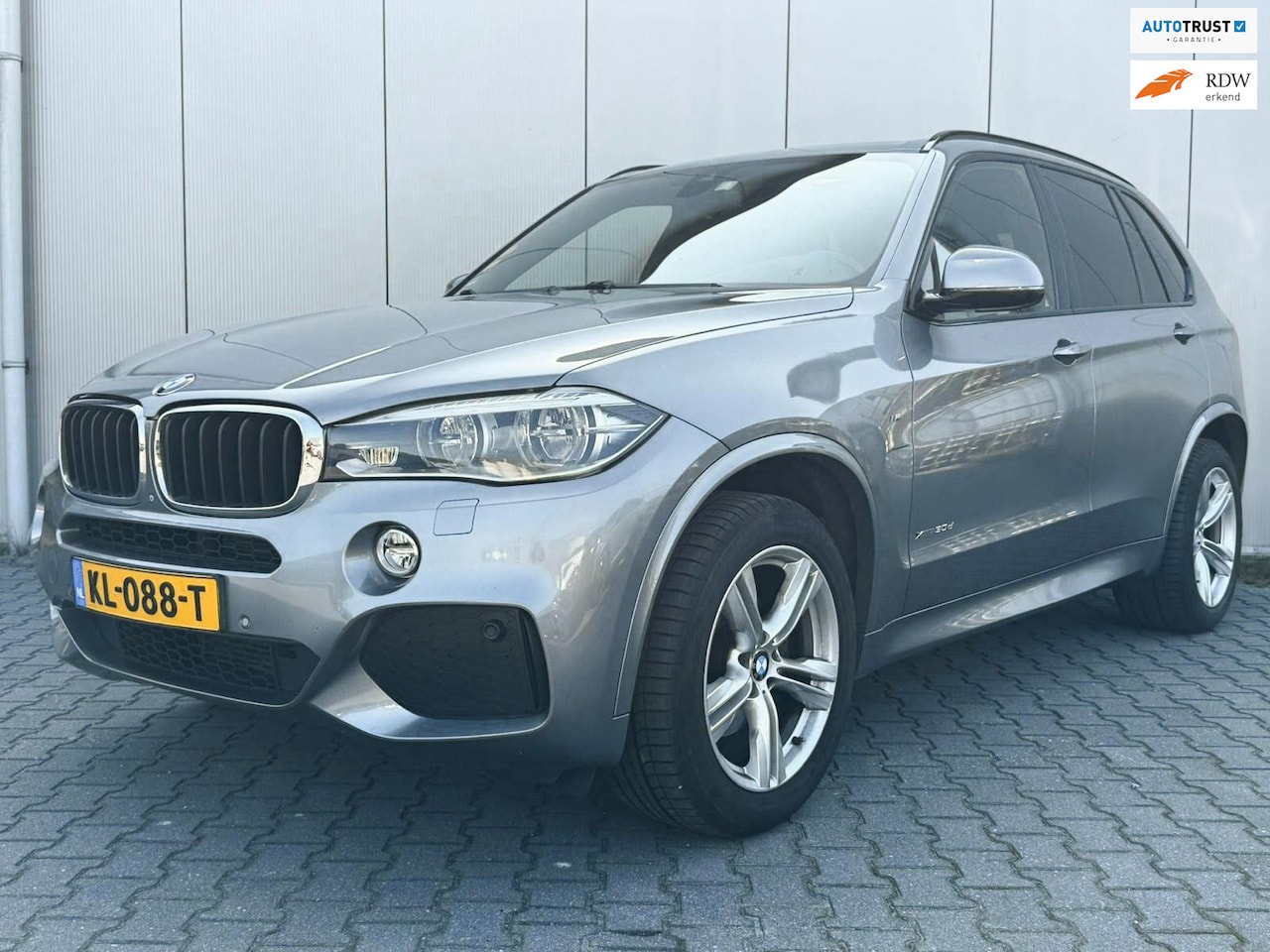 BMW X5 - 30D High Executive M Sport BTW / Pano / LED / Softclose / 360 Camera - AutoWereld.nl