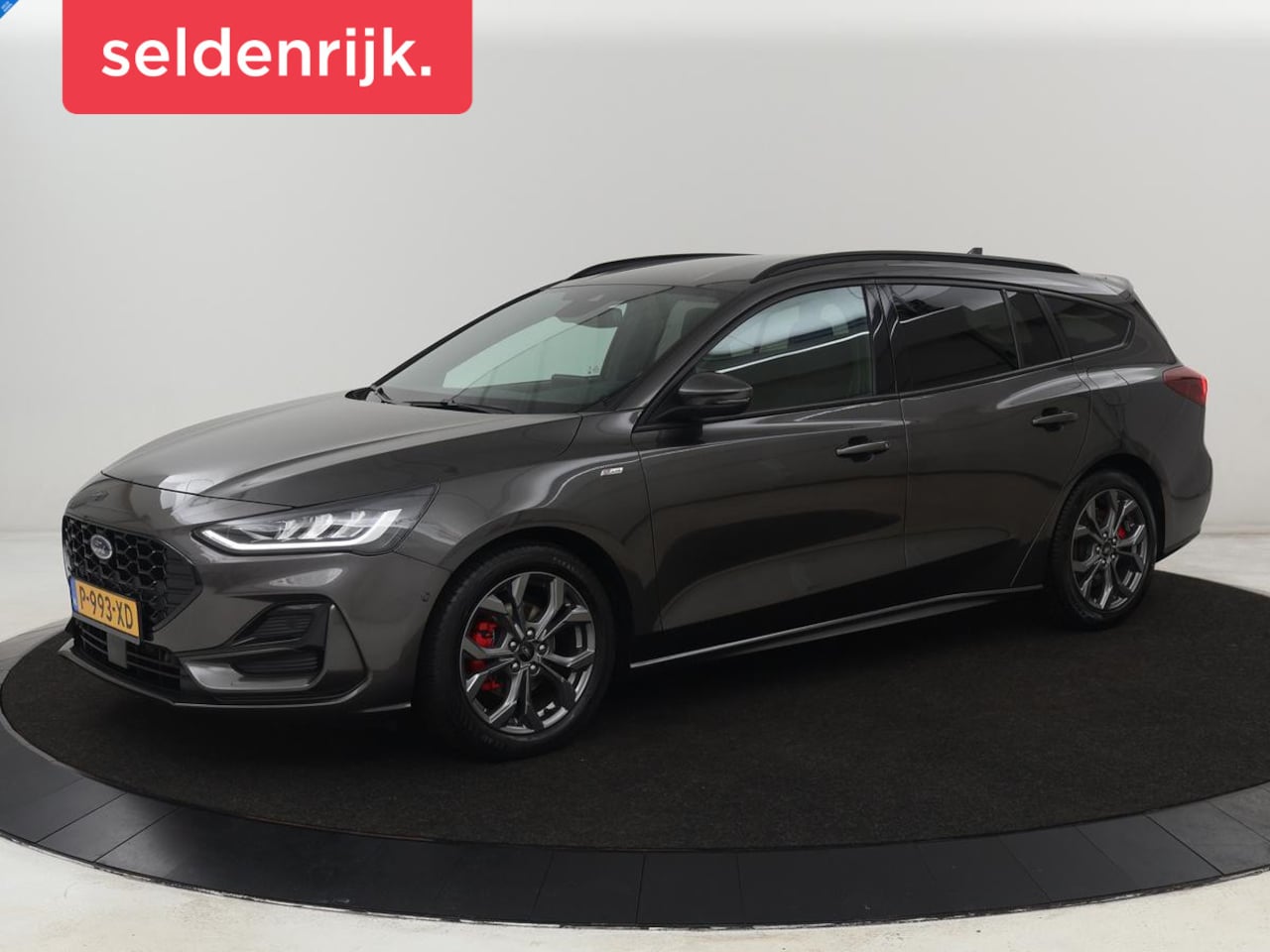 Ford Focus - 1.0 EcoBoost Hybrid ST Line Style | Stoel & stuurverwarming | Camera | Park Assist | Carpl - AutoWereld.nl