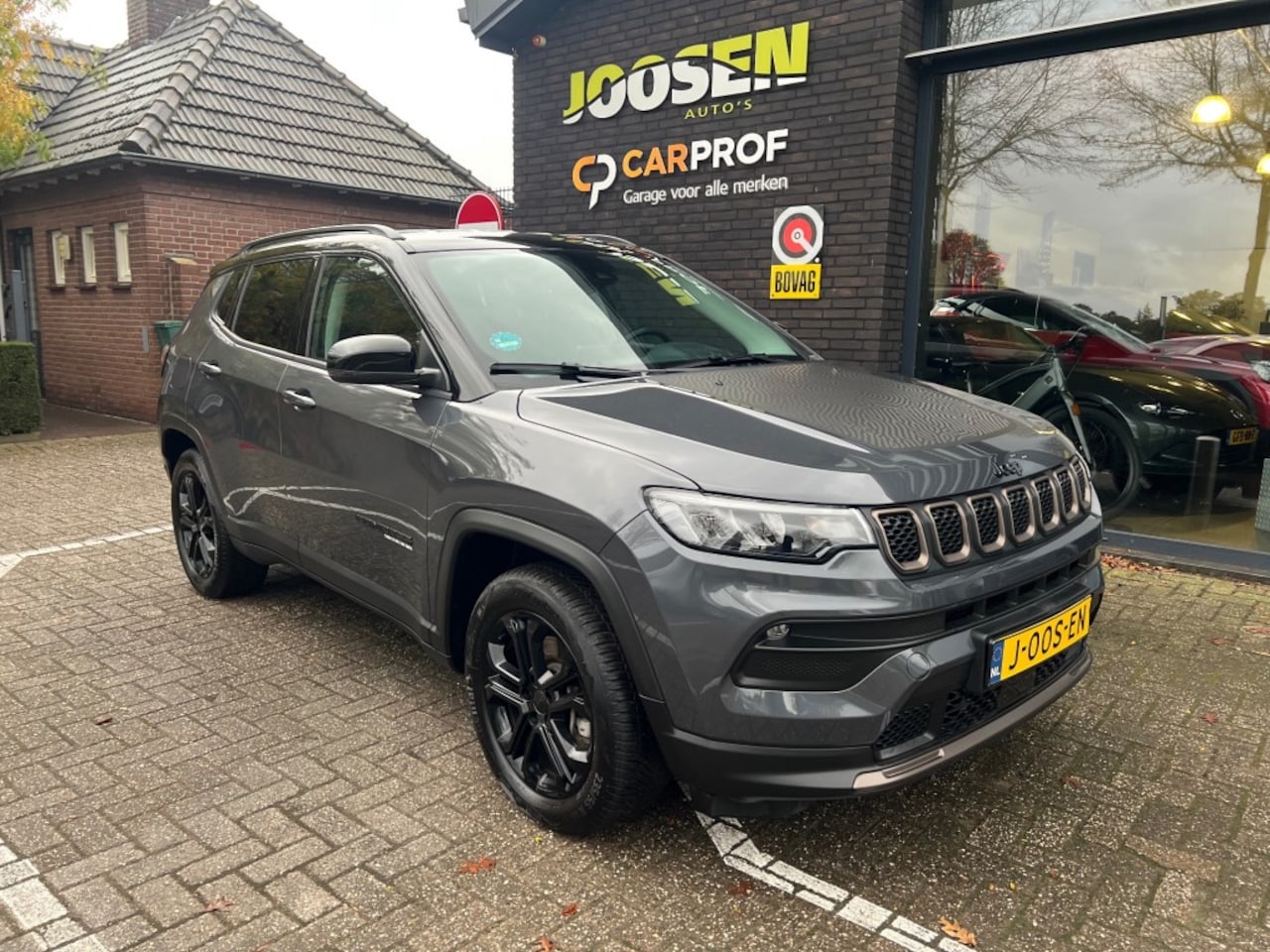 Jeep Compass - 4XE 240 HYB. UPLAND - AutoWereld.nl